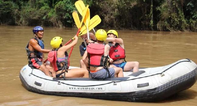 Thai Buffet and Chiang Mai Taeng River Tour