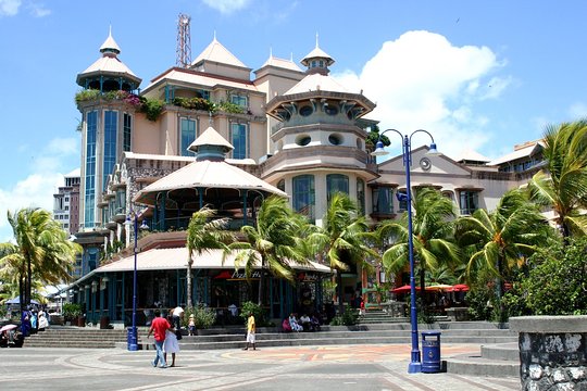 Discover the heart of the Capital-Port Louis Private Guided Tour (Min.2 persons) (CHAMAREL)