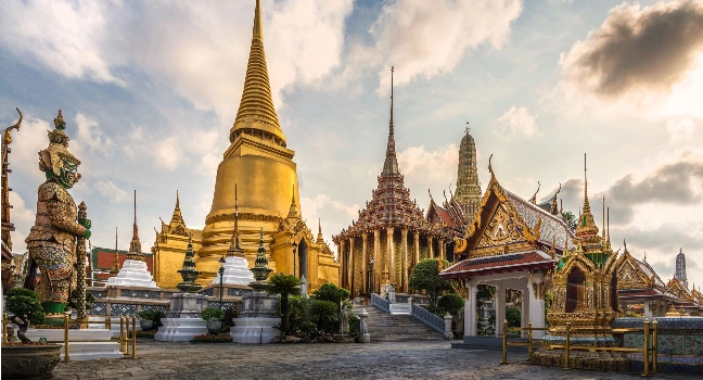 Doi Inthanon National Park and Chiang Mai Royal Project Tour