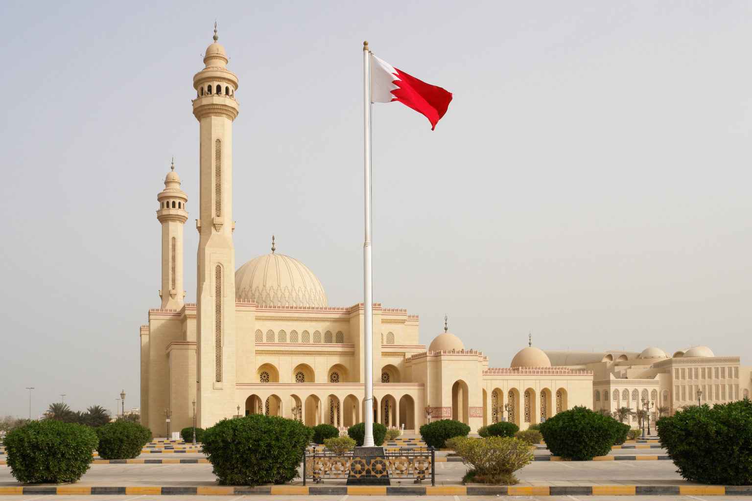 Bahrain City and Desert Tour