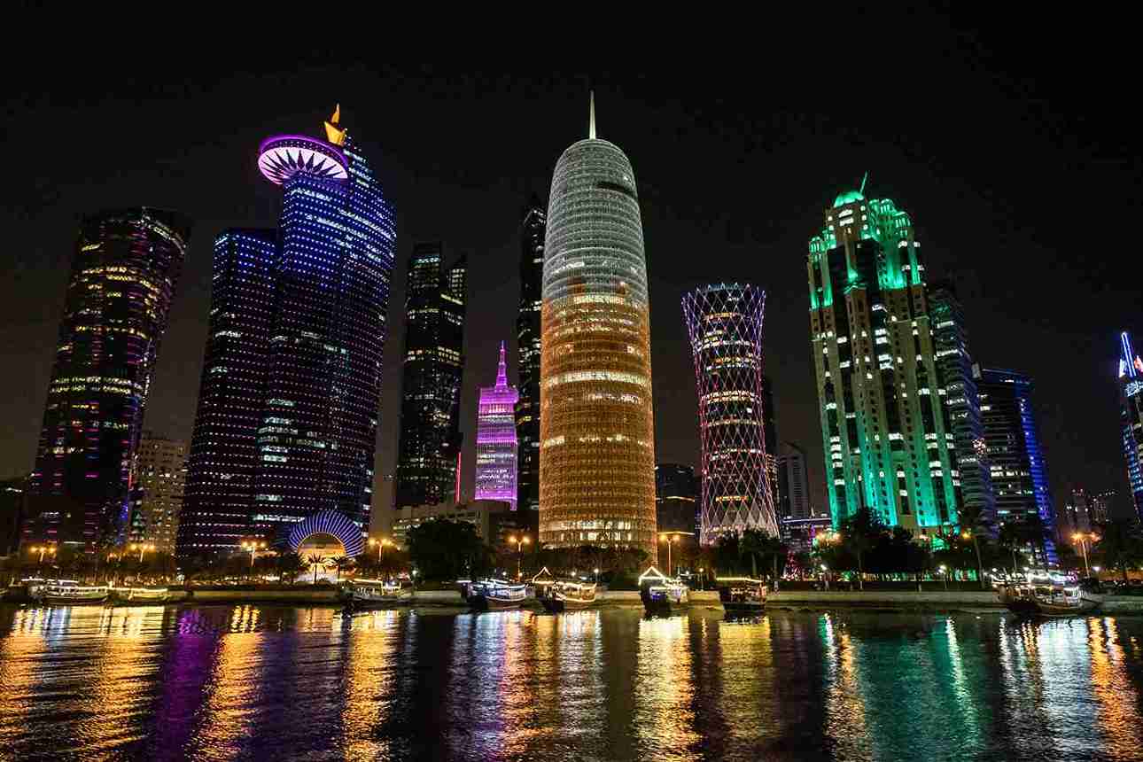 Doha Night Tour & Dhow Boat Cruise