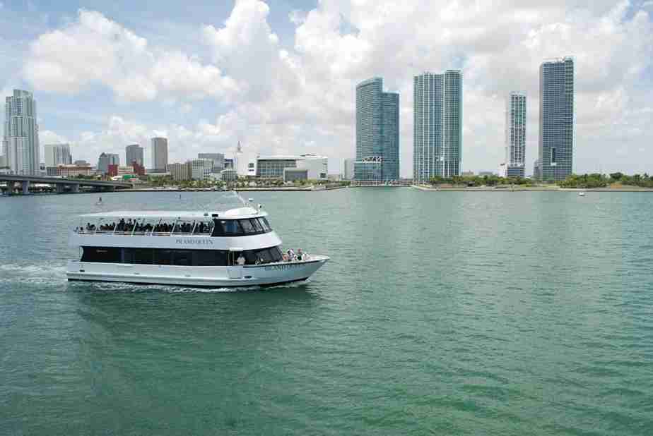 Boat Tour in Miami