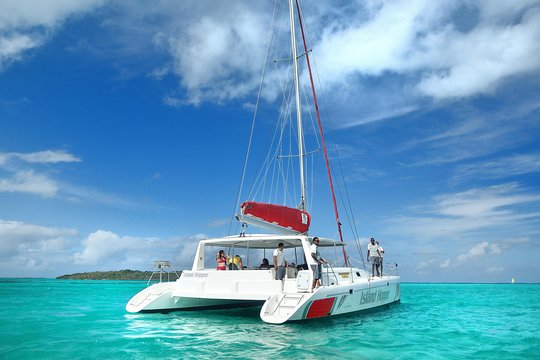 Full-Day Catamaran Cruise to Île aux Cerfs with BBQ Lunch (Catamran isle aux cerfs) (CHAMAREL)
