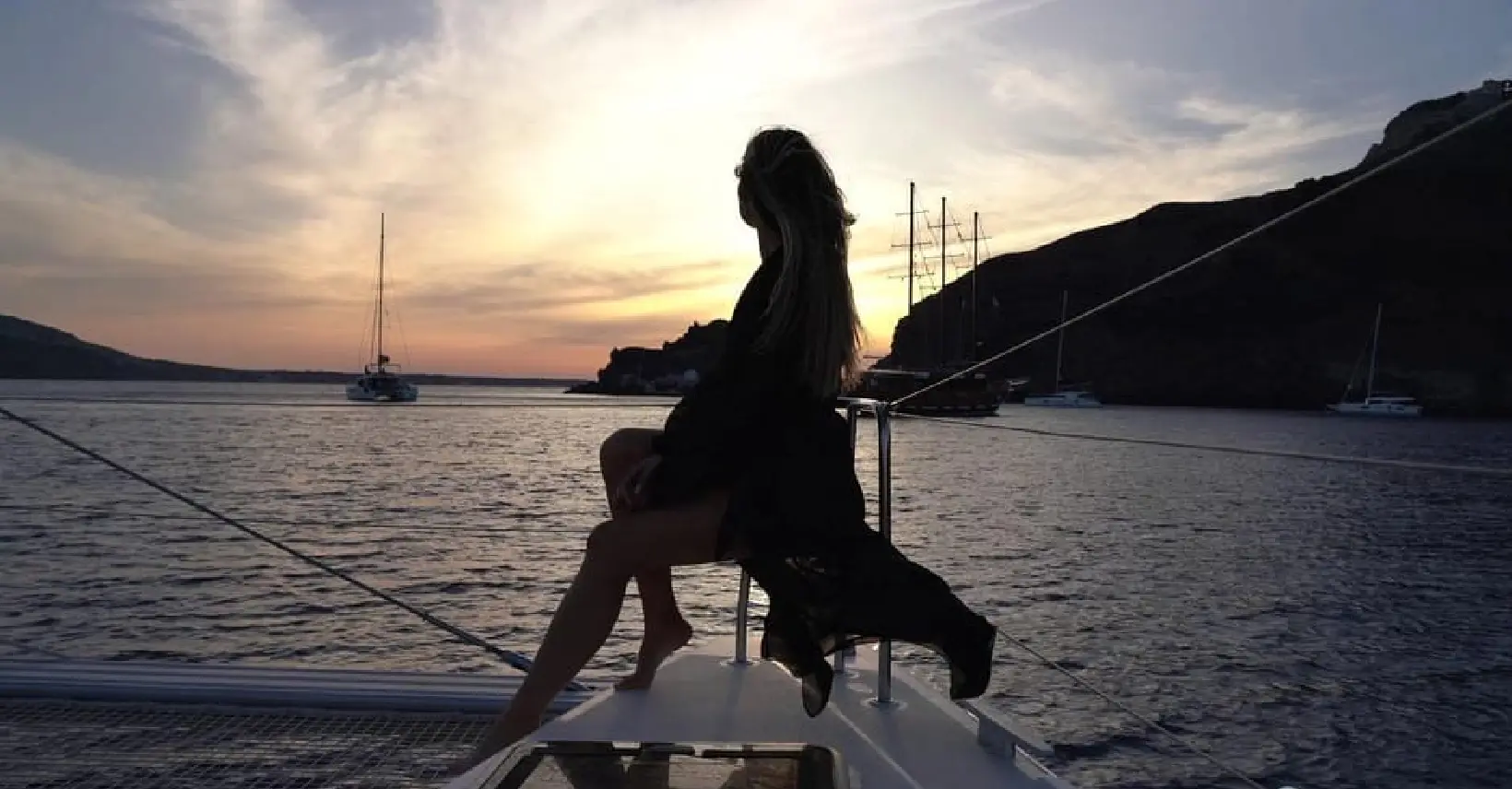 Cape Town: 1.5-Hour Luxury Sunset Cruise with Prosecco