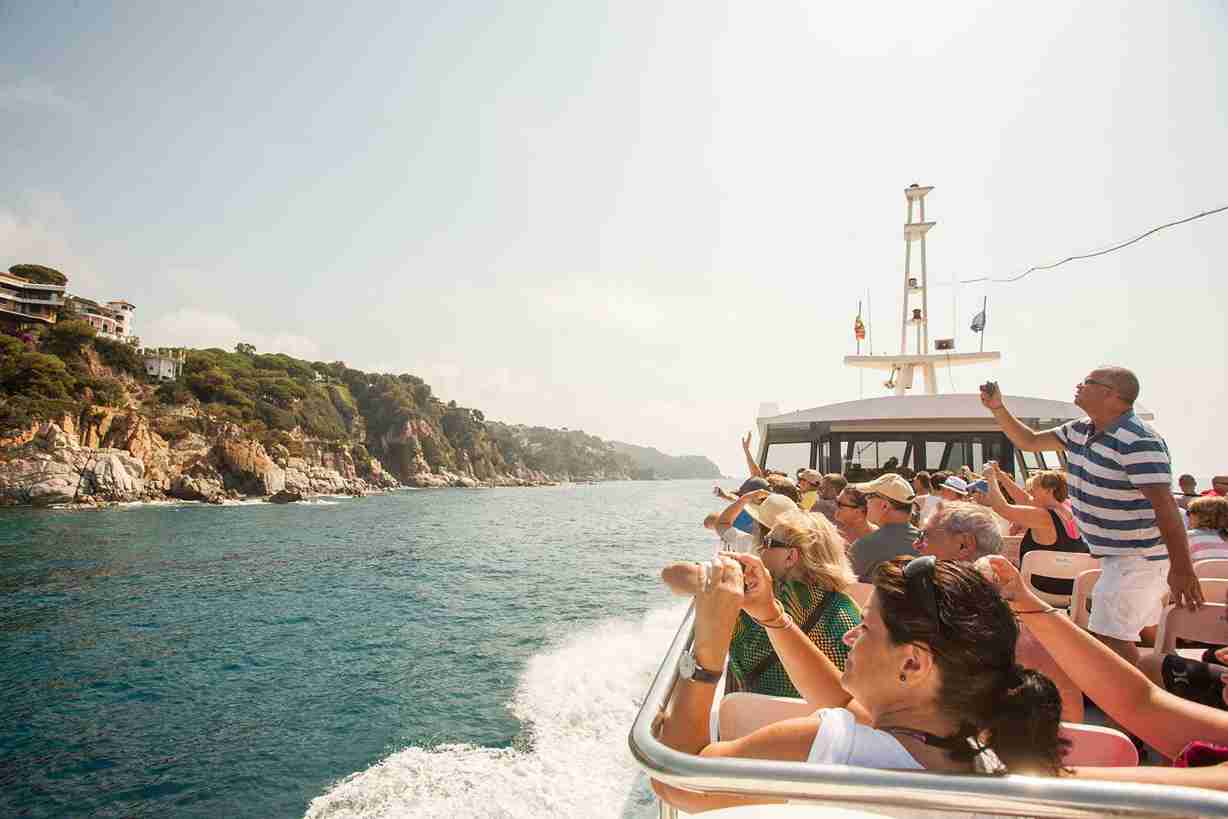 9-hour tour to Costa Brava from Barcelona