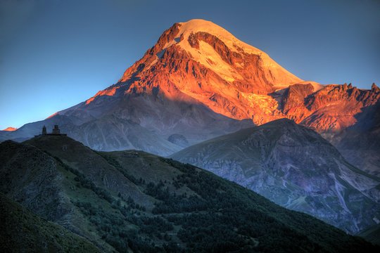 Kazbegi-Ananuri-Gudauri Legendary landscapes, history(Group Tour) 3 MEETING POINTS