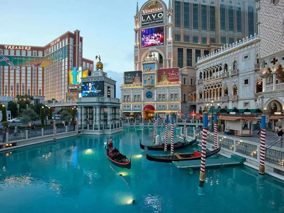 Venetian Islands Half-Day Boat Tour