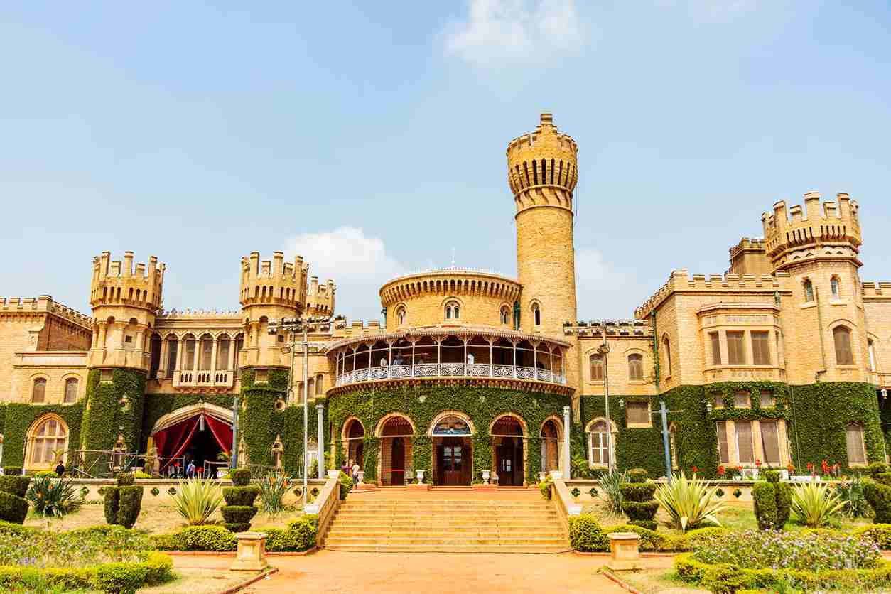 Bangalore to Taj Mahal Same Day Tour with Flights