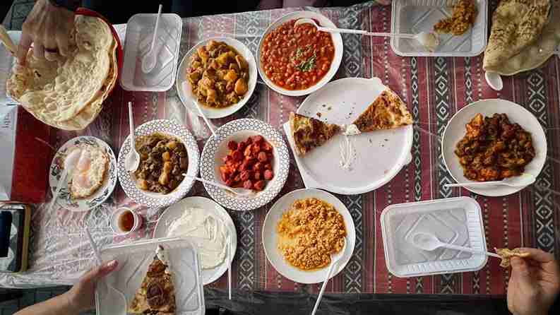 Bahrain: Must Try Food Tour 