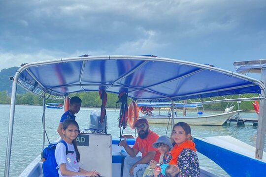 Sharing Half Day Kilim Geoforest Park Mangrove Boat Tour - Sharing-Half Day Boat