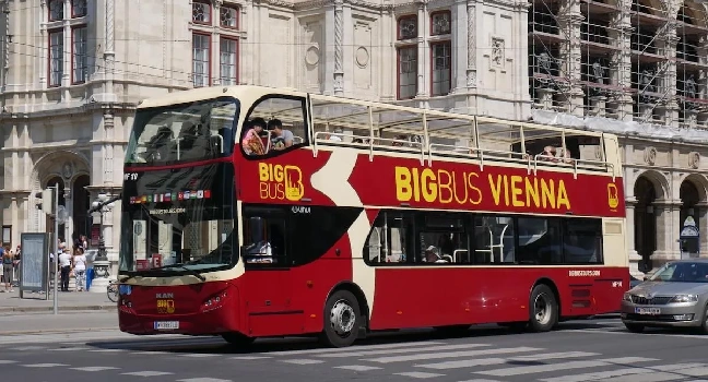 Big Bus Abu Dhabi Sightseeing Tour