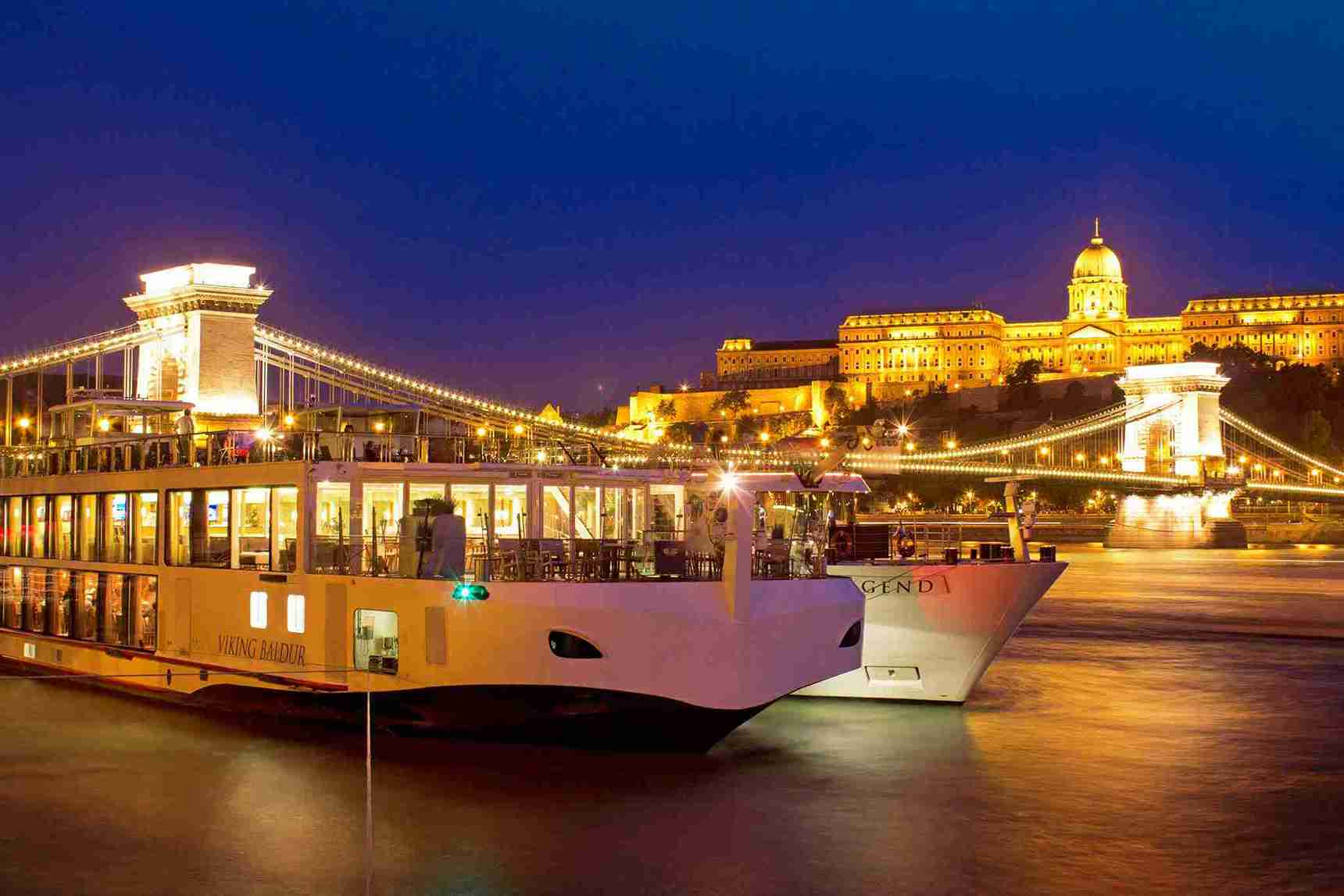 Budapest night river cruise