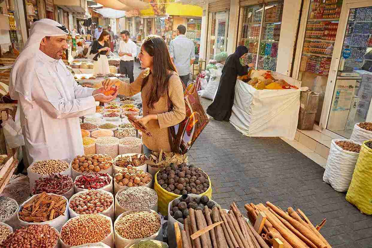 Bahrain: Must Try Food Tour 
