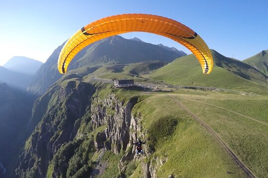 Kazbegi-Ananuri-Gudauri Legendary landscapes, history(Group Tour) 3 MEETING POINTS