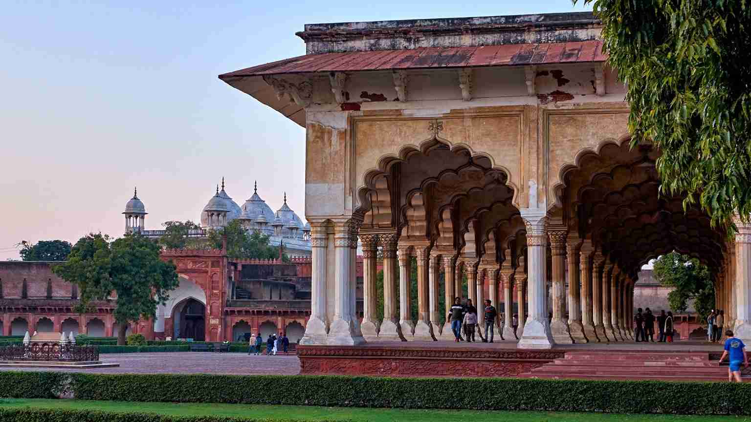 Best Golden Triangle Tour Packages from Delhi to Agra & Jaipur