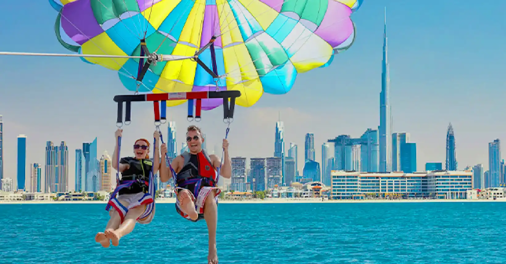 Dubai Parasailing Tour for Incredible Views in 2025