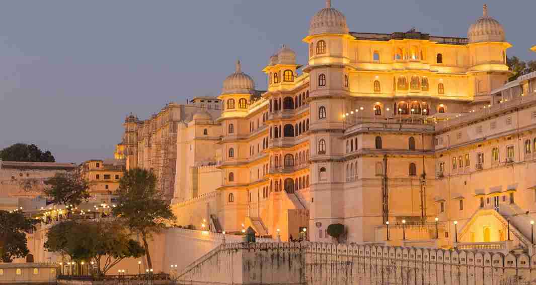Best Golden Triangle Tour Packages from Delhi to Agra & Jaipur