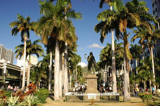 Discover the heart of the Capital-Port Louis Private Guided Tour (Min.2 persons) (CHAMAREL)