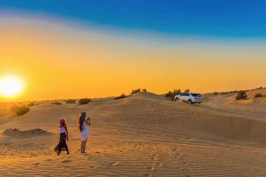 Tranquil Sands A Serene Desert Safari Experience 