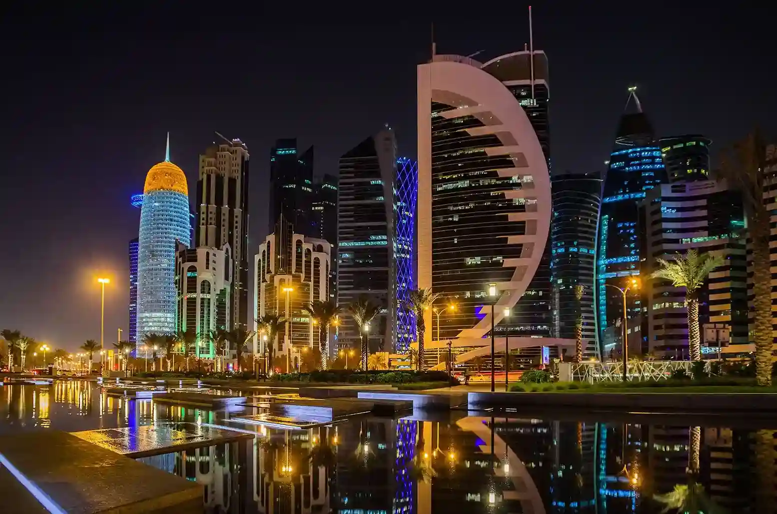 Doha Night Tour & Dhow Boat Cruise