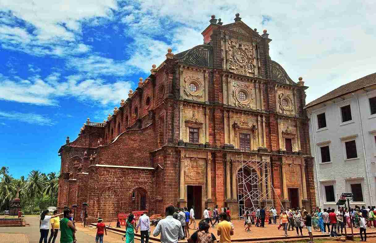 Cultural & Historic Day Tour: Churches, Temples & Spice