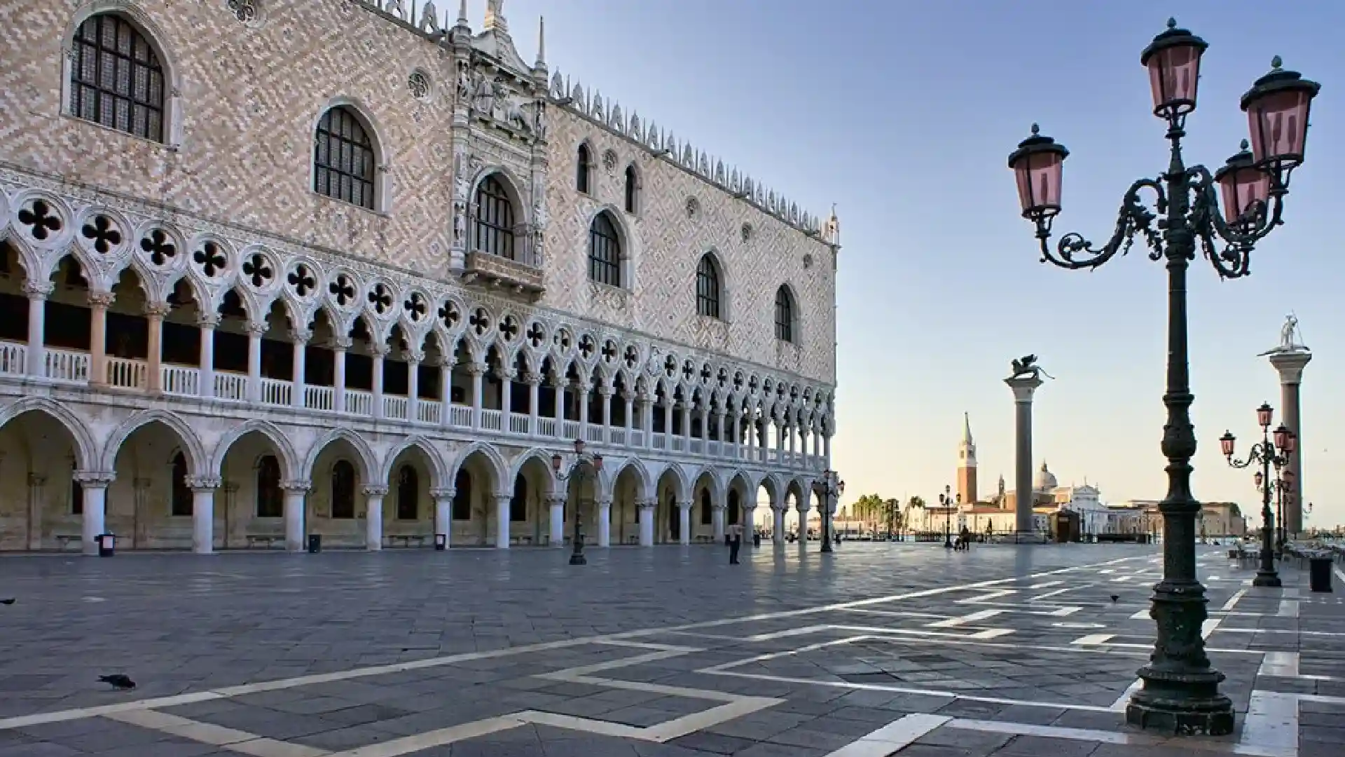 Tour of The Real Hidden Venice