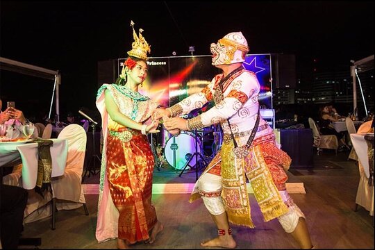 River Star Princess Dinner Cruise: Bangkok Chao Phraya River
