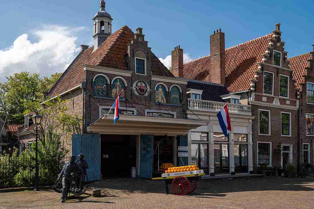 Zaanse, Schans, Volendam, Marken, & Edam Tour from Amsterdam
