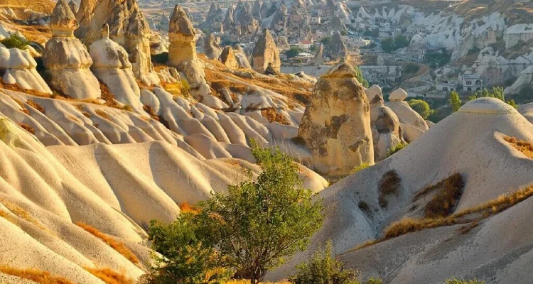 Red (North) Tour Cappadocia (small group) with lunch and tickets