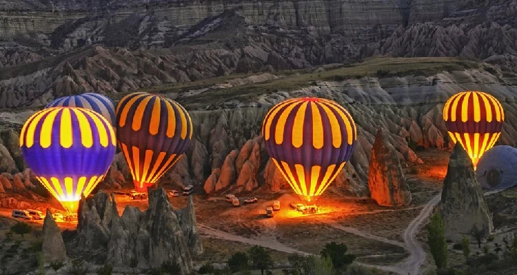 Cappadocia Hot Air Balloon Tour Over Fairychimneys