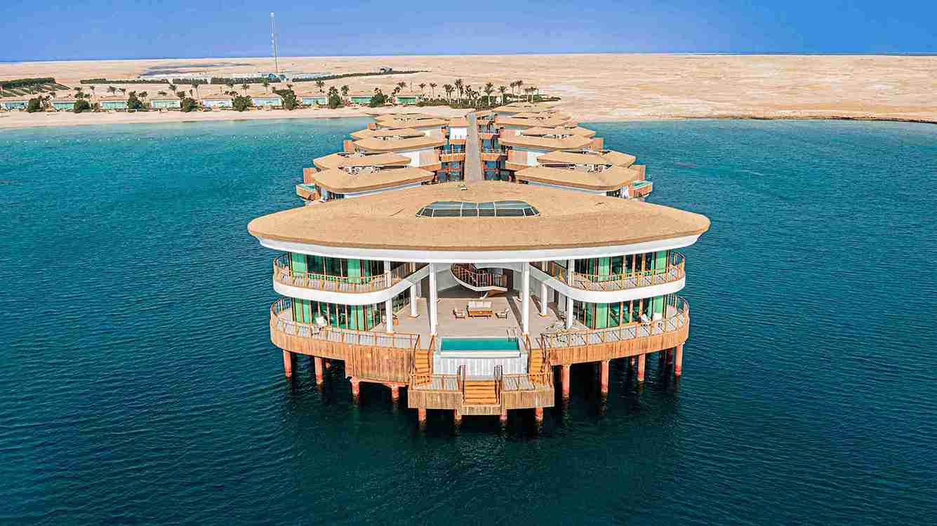 Private Jarada Island Escape Tour
