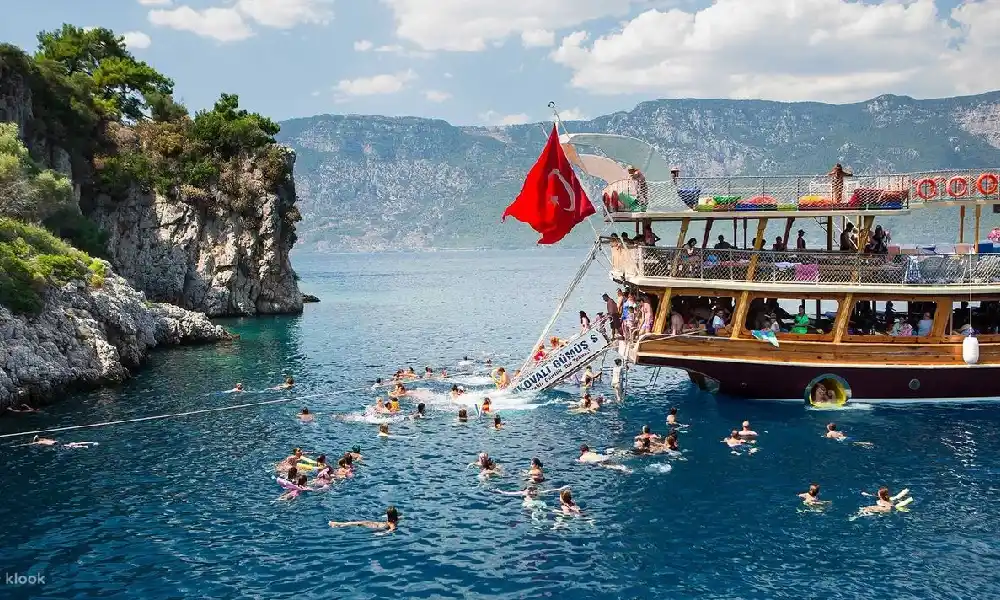 Antalya City Tour with Boat Tour and Waterfalls