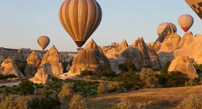Cappadocia Hot Air Balloon Ride / Turquaz Balloons