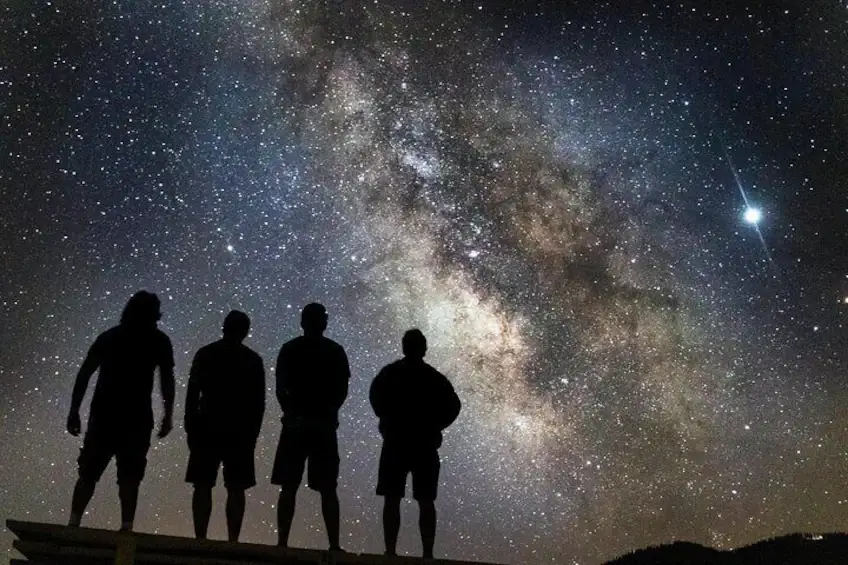 5-Hour Mountain Jeep Tour and Stargazing Adventure