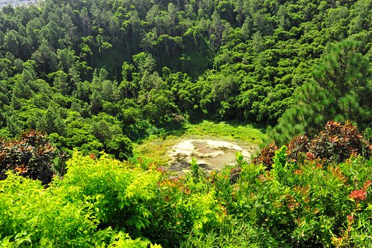 Trou-aux-Cerfs - Chamarel - Grand Bassin -Private Guided Tour (Min. 2 persons) (CHAMAREL)