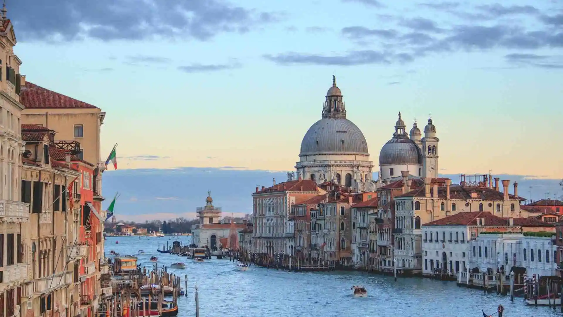 Tour of The Real Hidden Venice