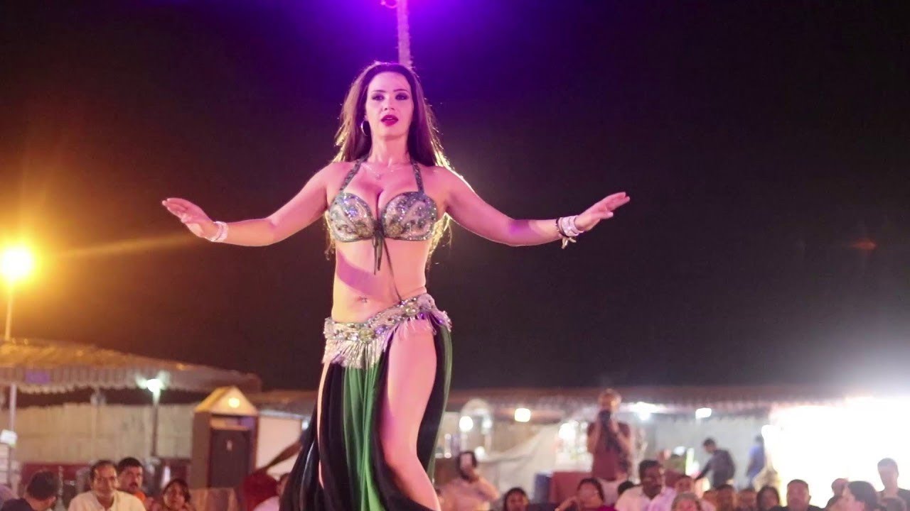 belly dancing