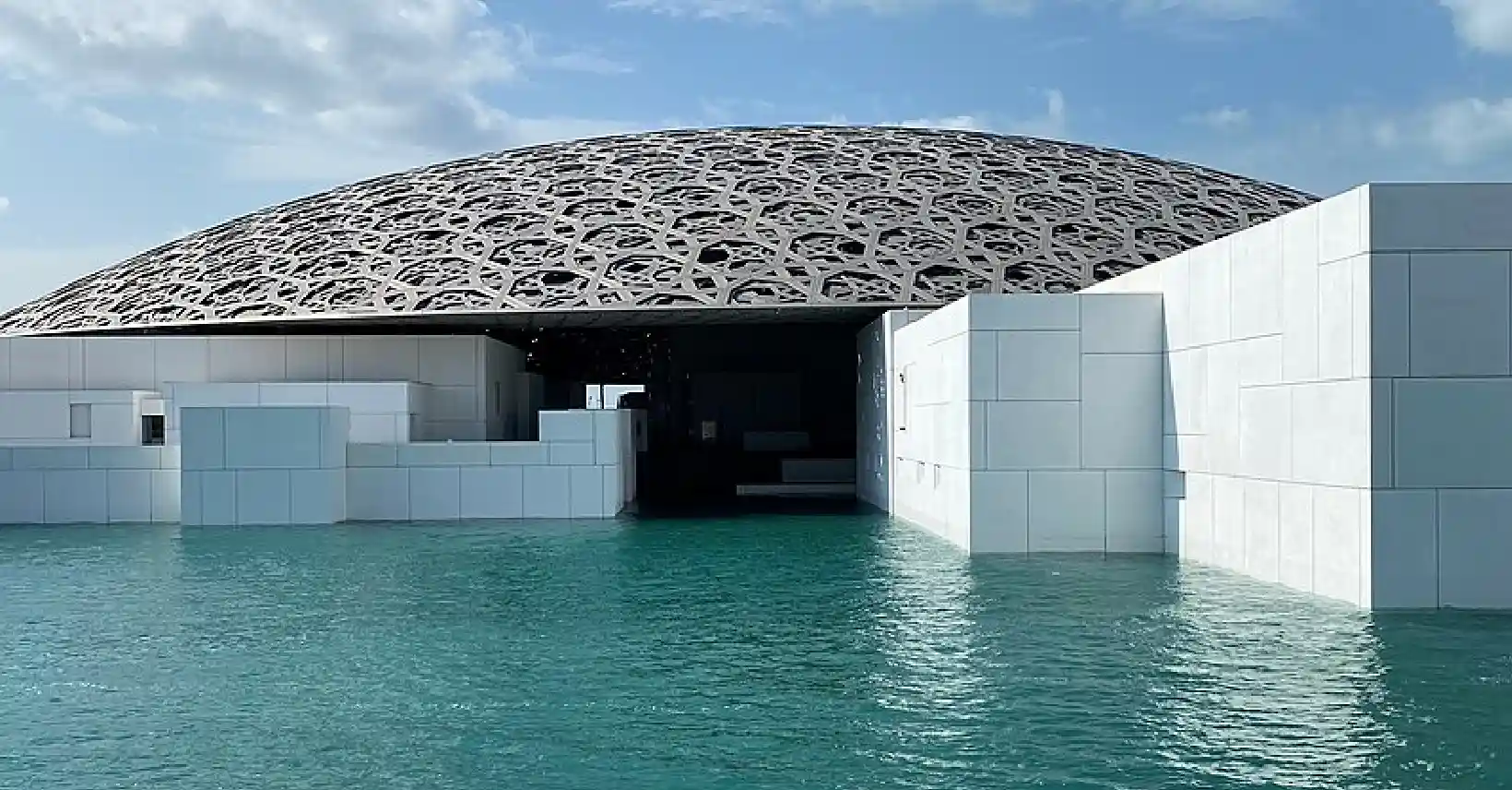 Louvre Abu Dhabi From Dubai