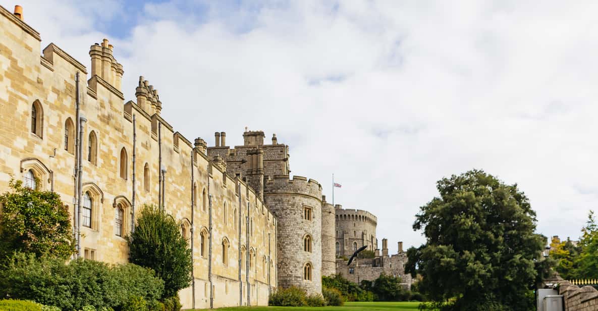 Windsor Castle and Stonehenge Tour