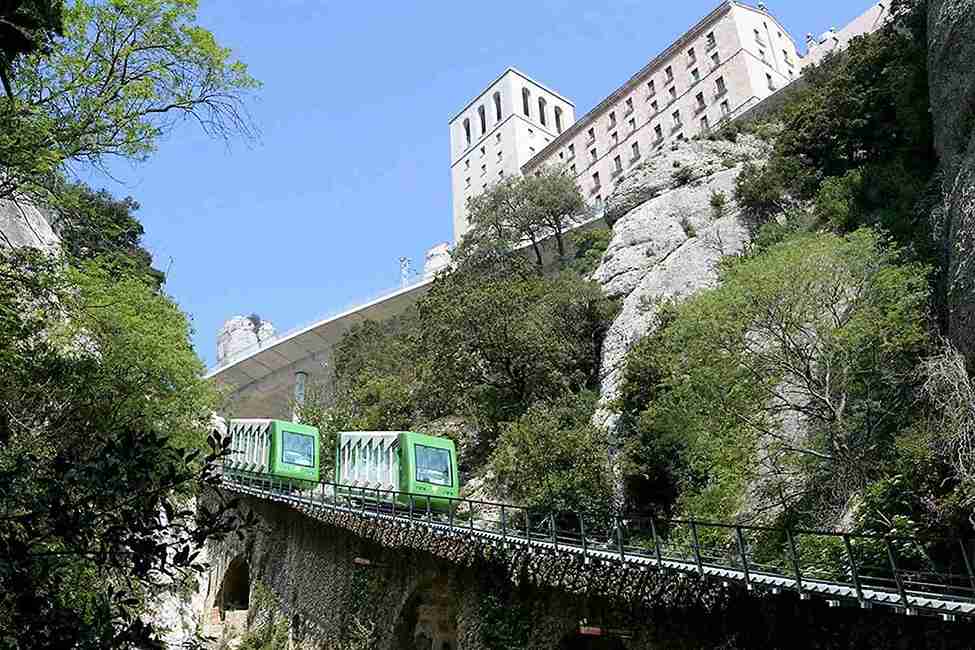 Montserrat Tour with Cog-Wheel Train