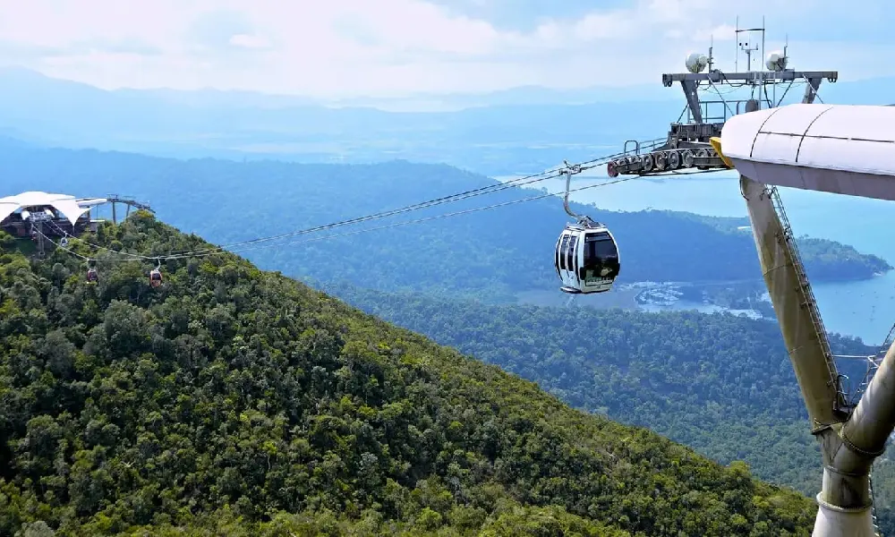 Full Day Private Tour with Sky Bridge and Cable Car in Langkawi
