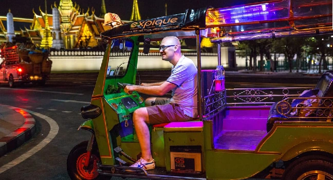 Bangkok by Night: Temples, Markets & Food Tuk-Tuk Tour