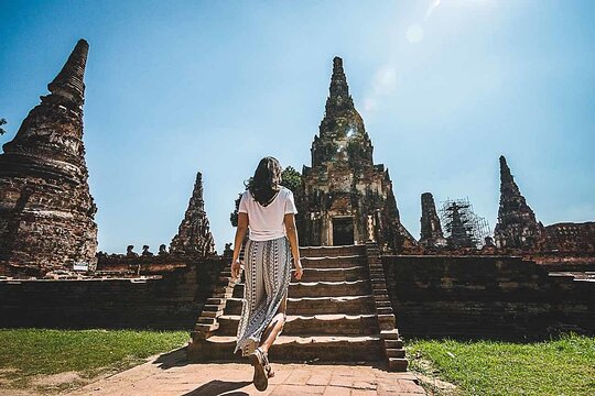 Ayutthaya Glittering Sunset or Sunshine Tour with Heritage Boat - Join Tour