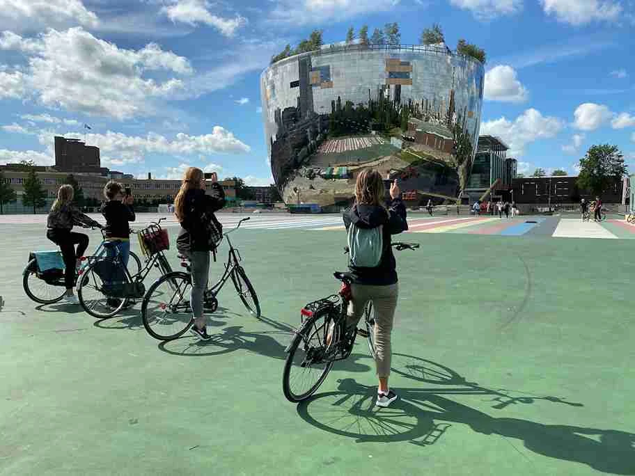 Rotterdam City Highlights Guided Bike Tour