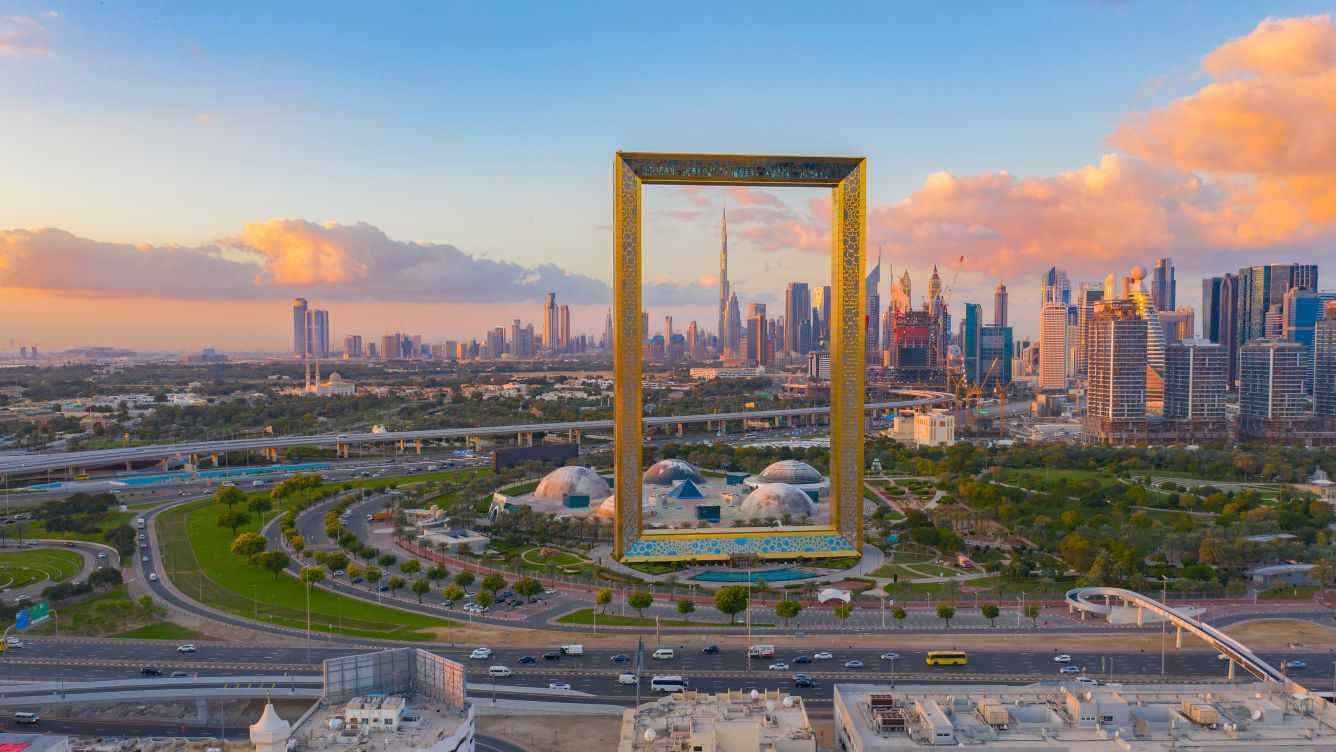 Burj Khalifa At The Top + Dubai Aquarium + Dubai Frame Tickets