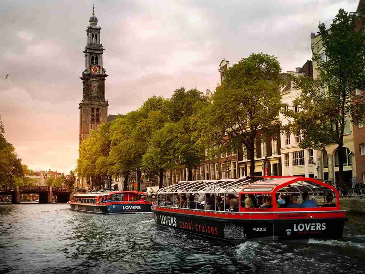 All-Inclusive Canal Cruise Amsterdam by Captain Jack