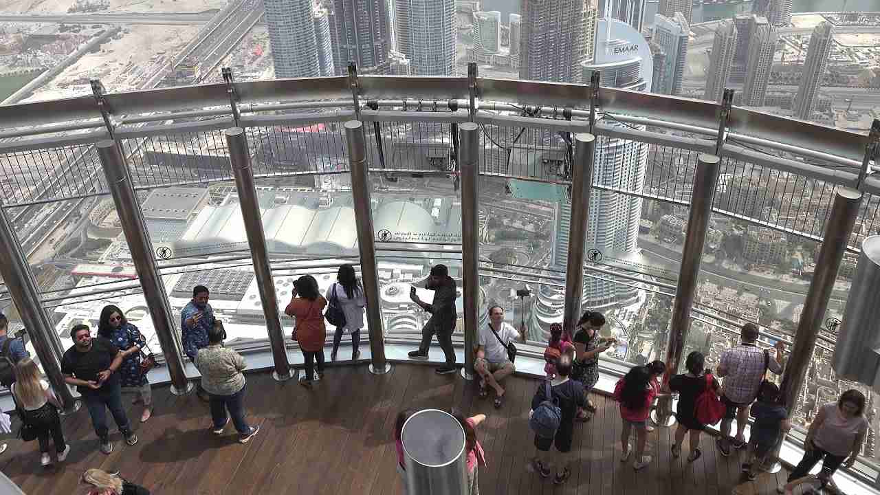 Burj Khalifa At The Top + Dubai Aquarium + Dubai Frame Tickets