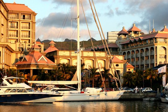 Discover the heart of the Capital-Port Louis Private Guided Tour (Min.2 persons) (CHAMAREL)