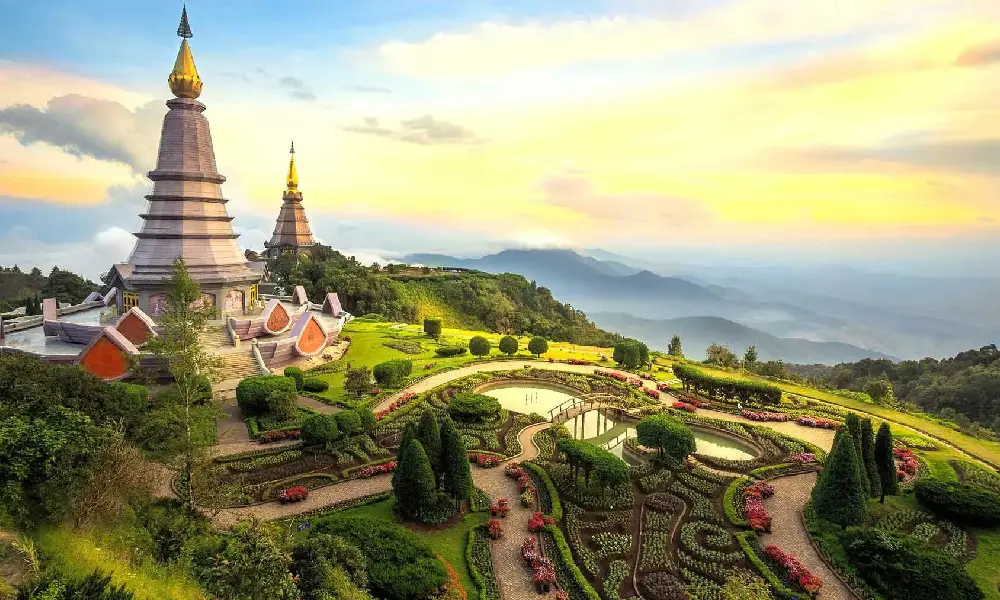Doi Inthanon National Park and Chiang Mai Royal Project Tour