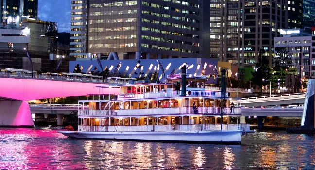 Wonderful Pearl Dinner Cruise in Bangkok